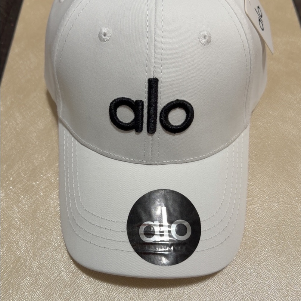 Alo White Cap